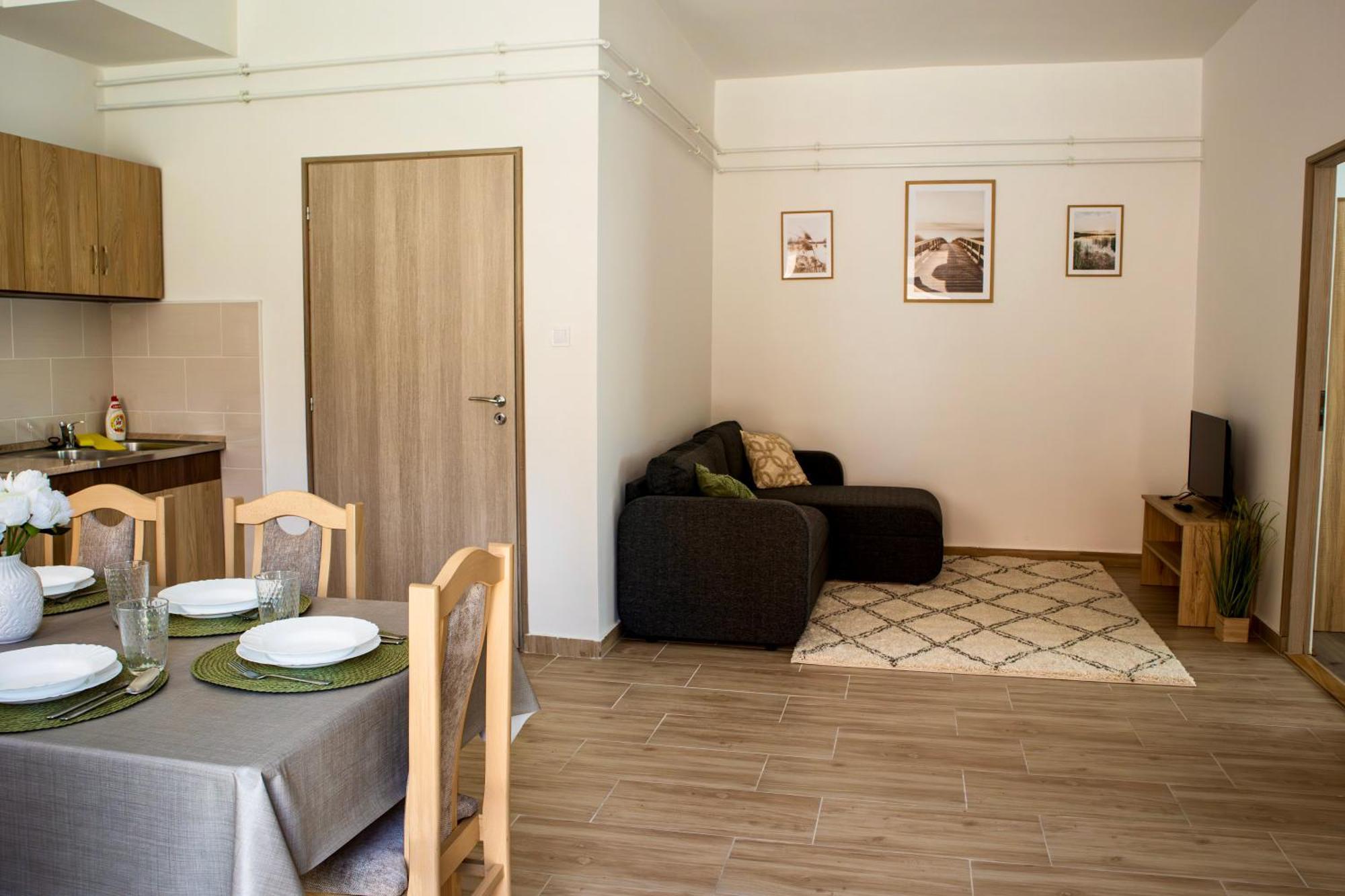 Matraterenye Izisz Apartman מראה חיצוני תמונה