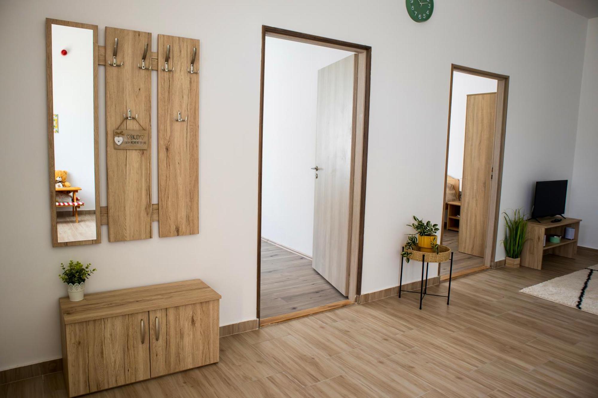 Matraterenye Izisz Apartman מראה חיצוני תמונה