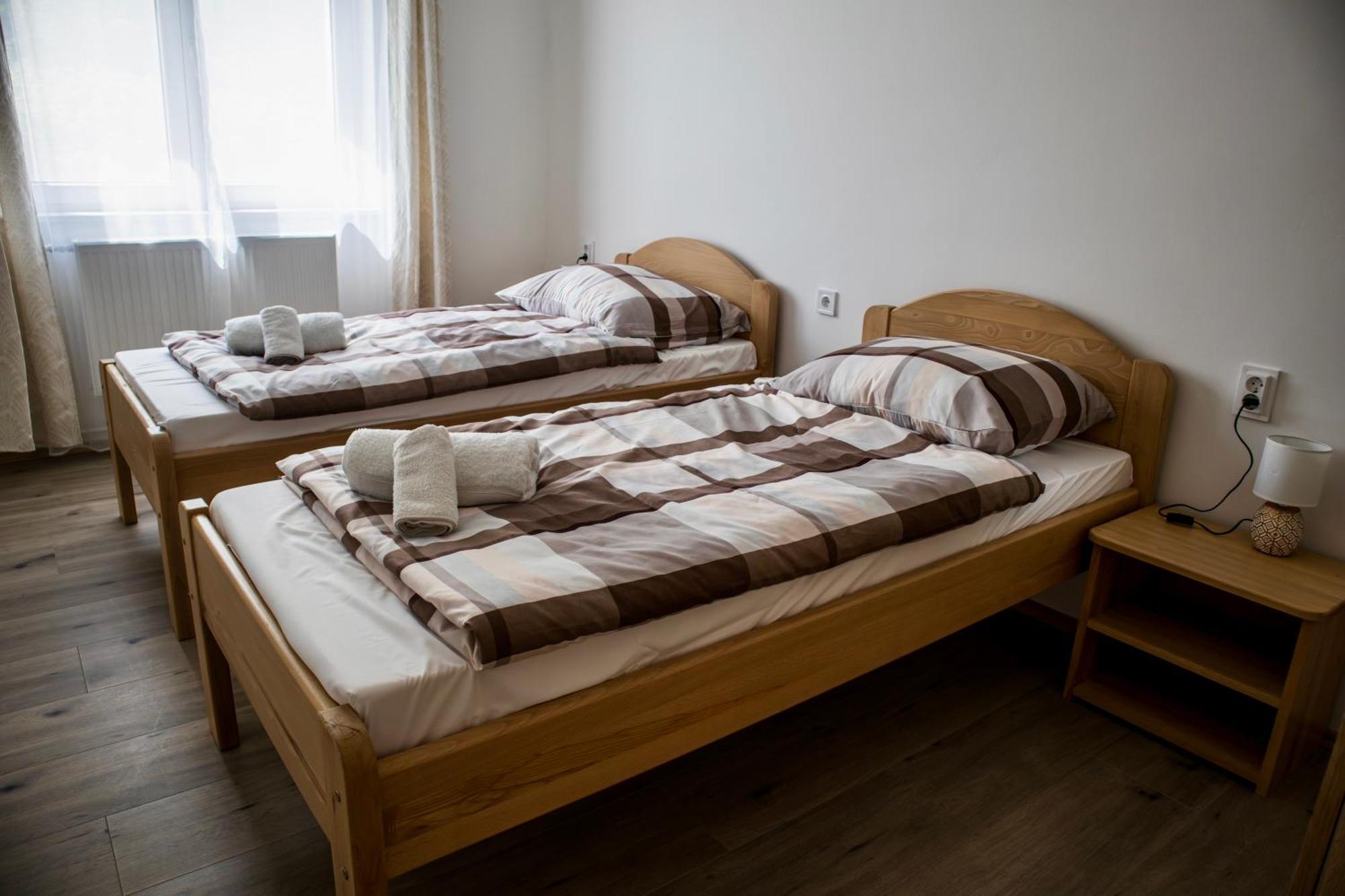 Matraterenye Izisz Apartman מראה חיצוני תמונה